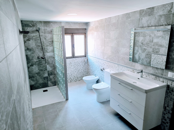 Empresa de Construcciones y Reformas Petr Dobes en Alicante